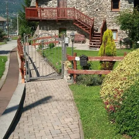 Apartment Casa Vacanza La Chenal Aosta