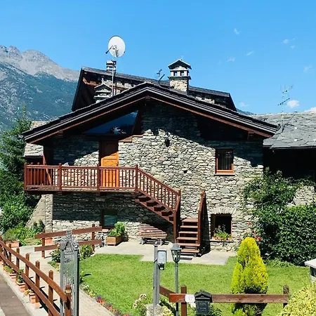 Casa Vacanza La Chenal * Aoste
